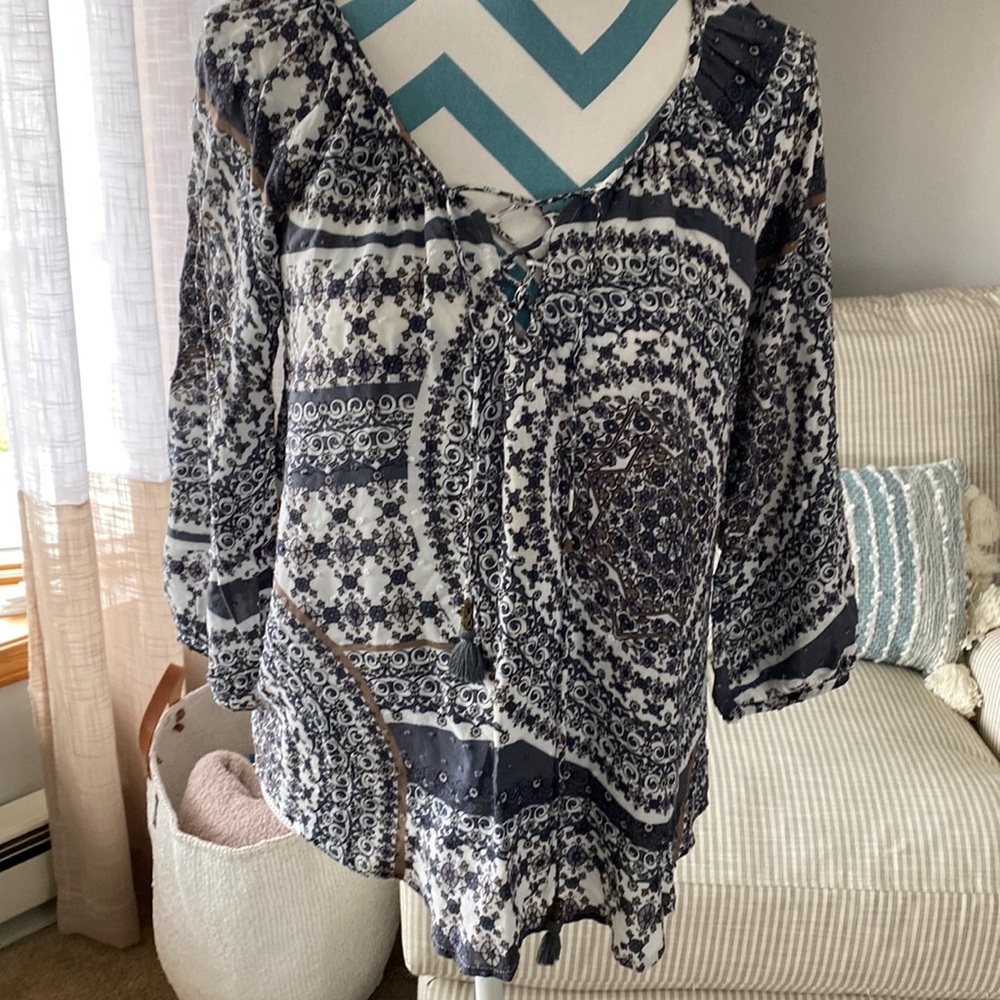 Love stitch blouse